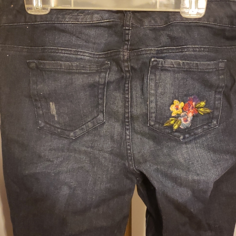 Torrid Floral Capri Jeans